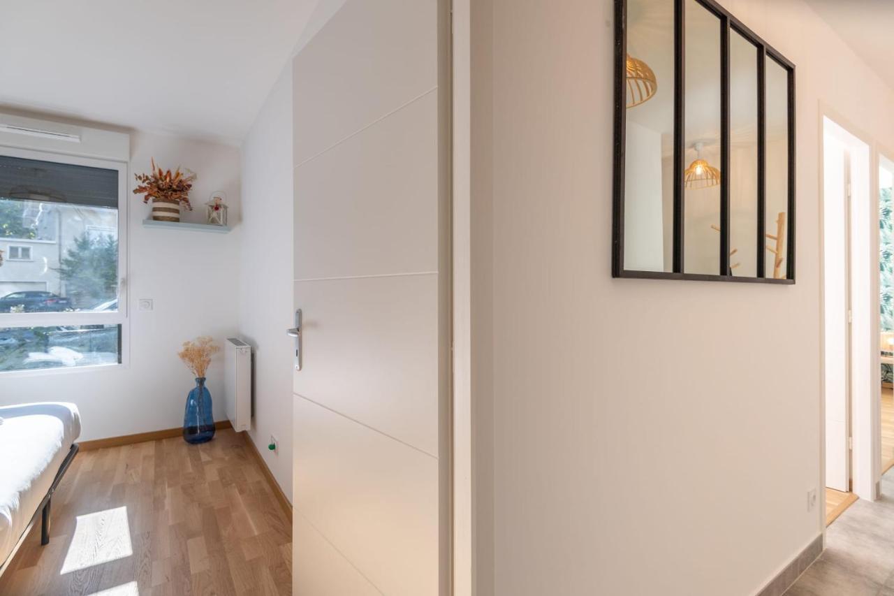 Vire Moulin Furnished Flat Apartment Annecy Bagian luar foto