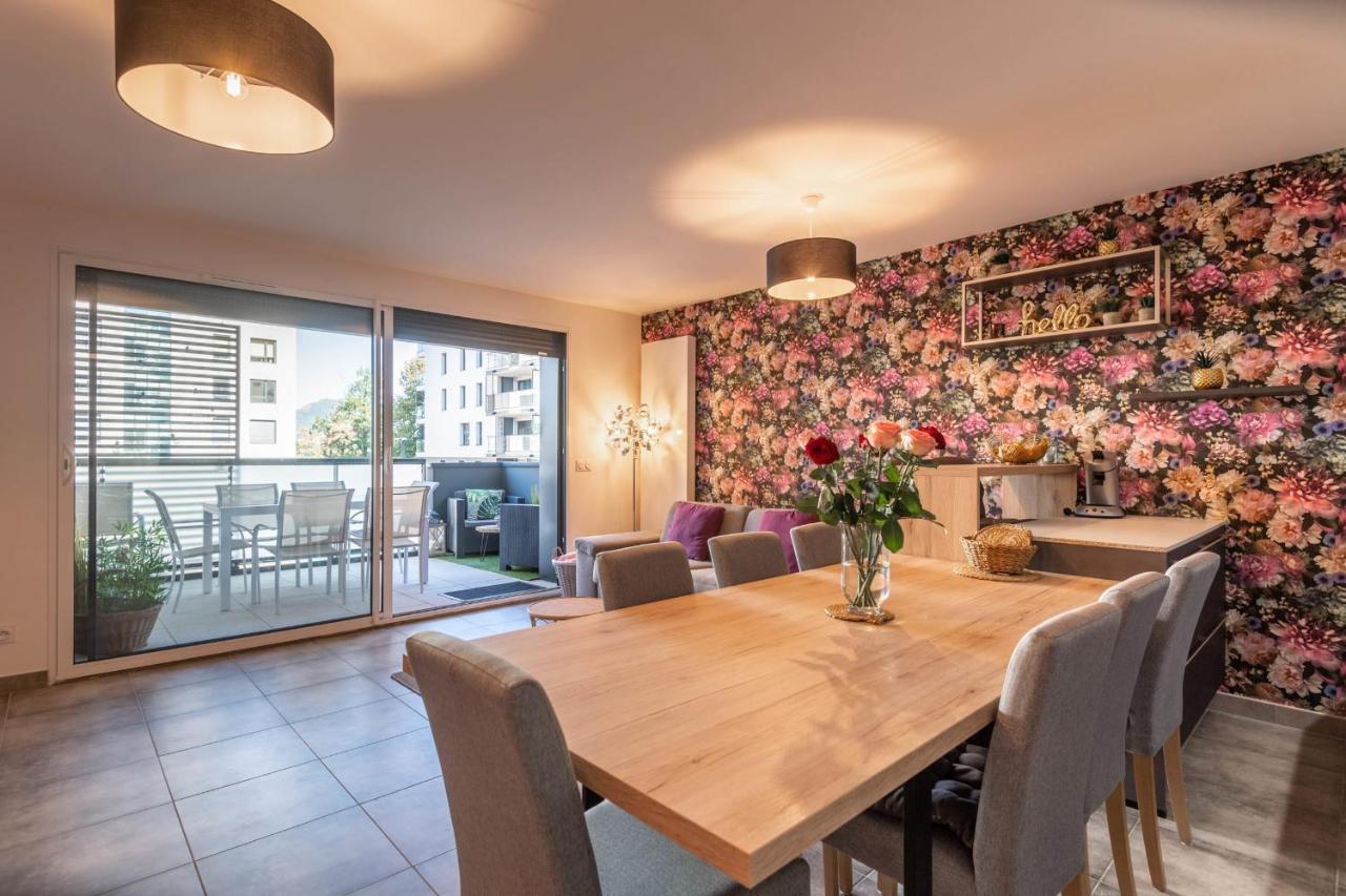 Vire Moulin Furnished Flat Apartment Annecy Bagian luar foto