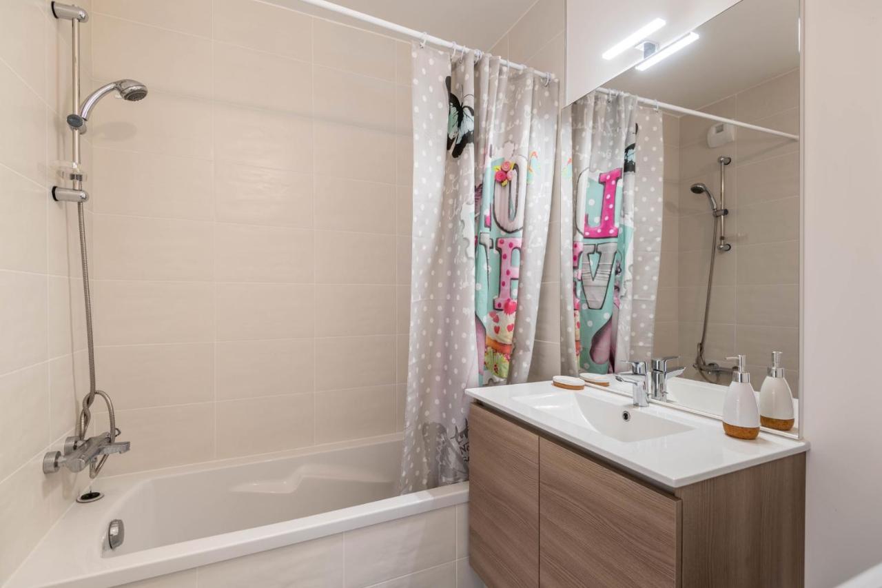 Vire Moulin Furnished Flat Apartment Annecy Bagian luar foto